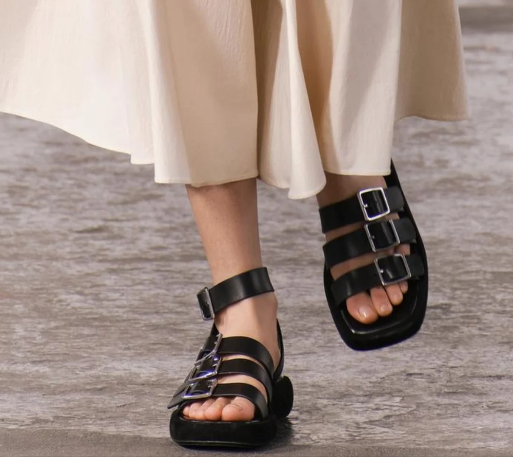 ZARA BUCKLED STRAP LEATHER PLATFORM SANDALS